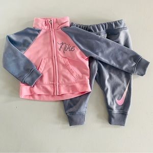 Nike Track Set